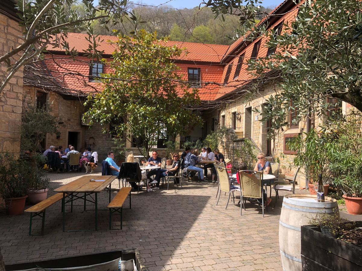 Weingut Zumstein Hotel Bad Dürkheim Buitenkant foto
